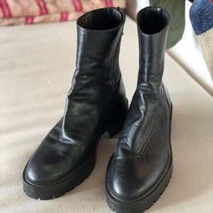 Aquazurra Saint Honore Combat Bootie